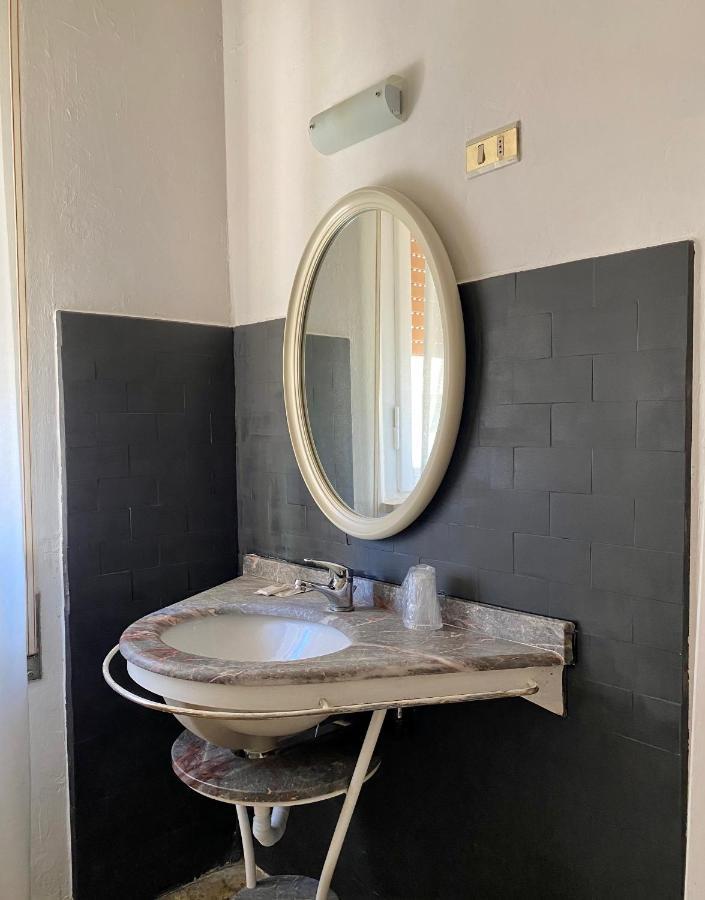 Villa Mirna Rimini Buitenkant foto
