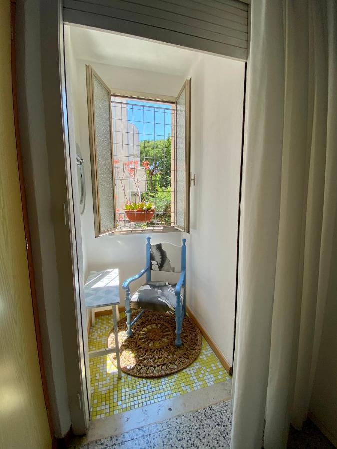 Villa Mirna Rimini Buitenkant foto